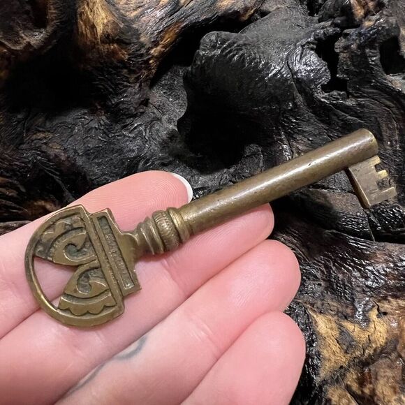 Vintage Eastlake Skeleton Key 2.99 Cabinet Bureau Brass Open Barrel Ornate - Picture 3 of 4